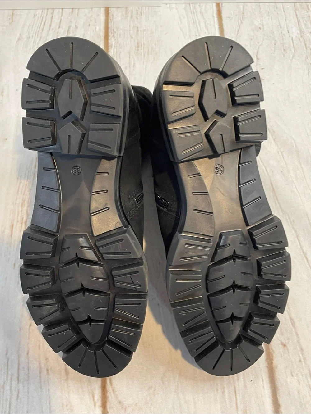 Miz Mooz chic black